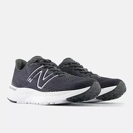 New Balance Women's 880v13 Running Shoes- Black